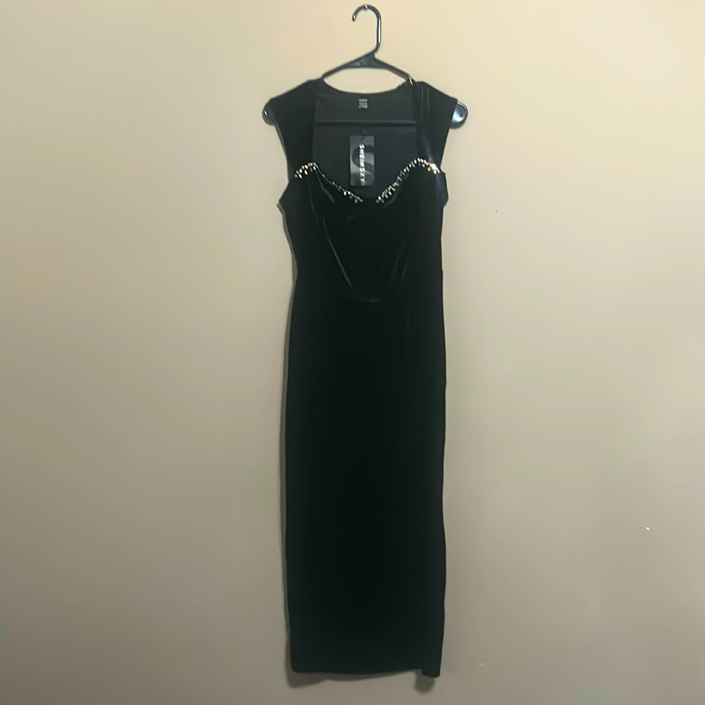 Soft black velvet dress never worn